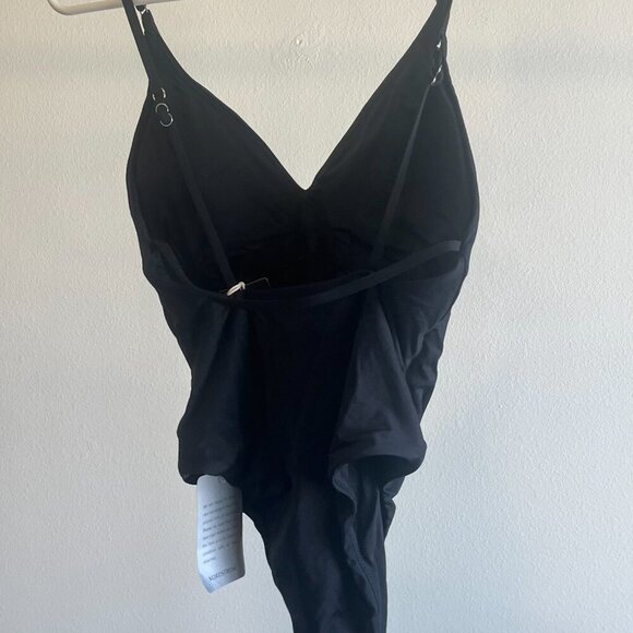 NWT Seafolly Coastline V Neck One Piece Swimsuit in Eco Collection Black Size 4 - Picture 6 of 7